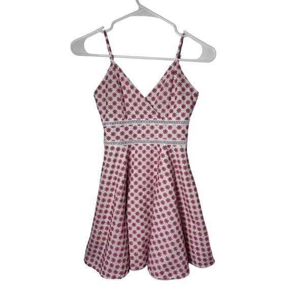 Francesca's XXS JUN & IVY Floral Pink & White Eyelet Skater Dress Fit & Flare - Picture 1 of 5